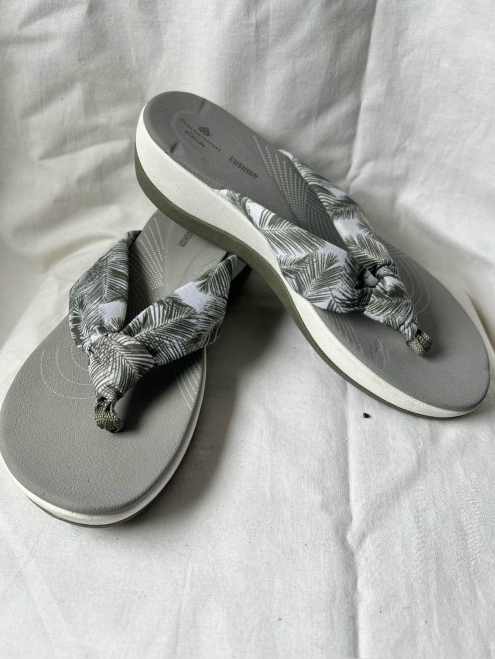 CLOUDSTEPPERS by Clarks Arla Glison Sandals - Picture 3 of 7